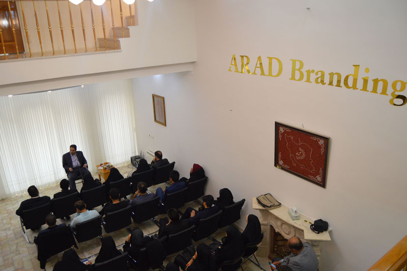 با تجارت اینترنتی پولدار شوید