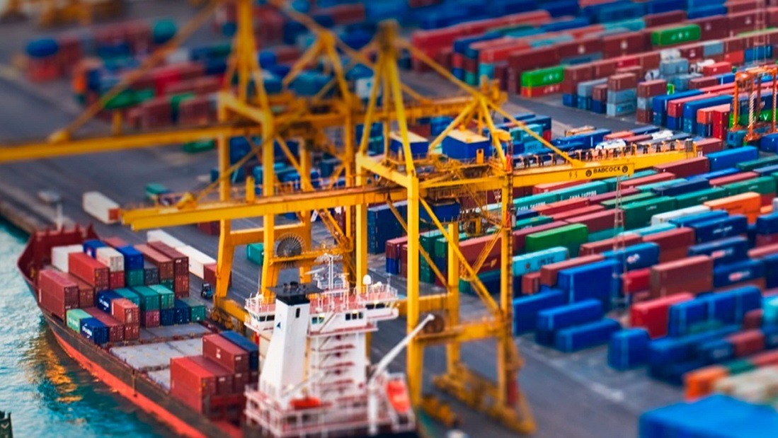 صادرات بهتر است یا واردات