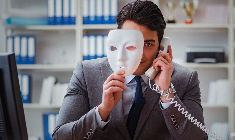 انسان های خیانت کار