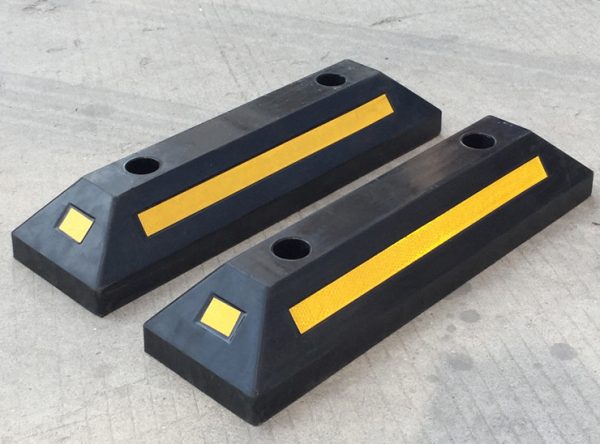 متوقف کننده لاستیکی خودرو