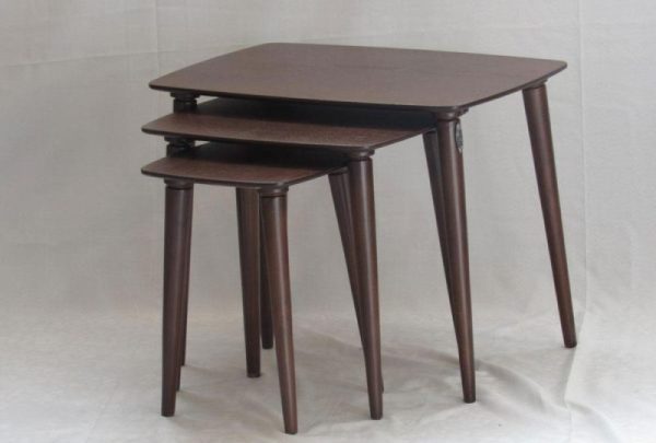 میز پلاستیکی