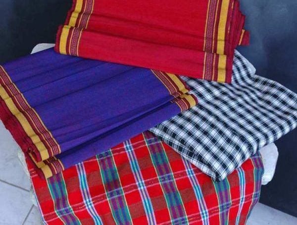 دستمال نخی یزدی