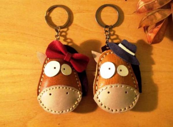 جا سوئیچی چرم فانتزی