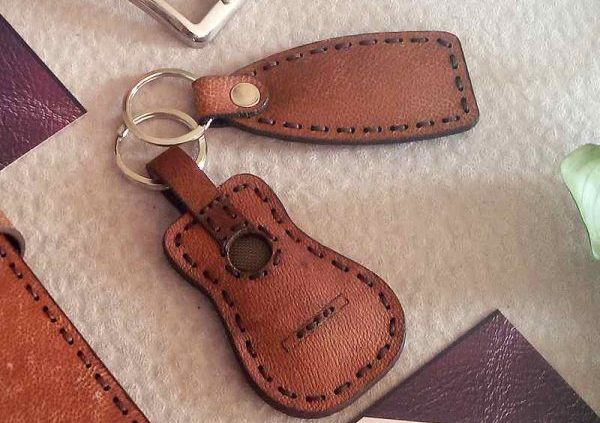 جاسوئیچی چرم طبیعی