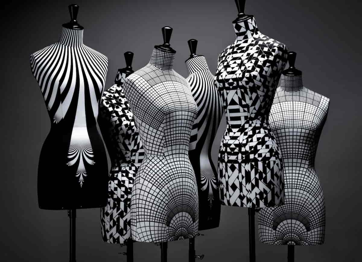 مانکن لباس دخترانه