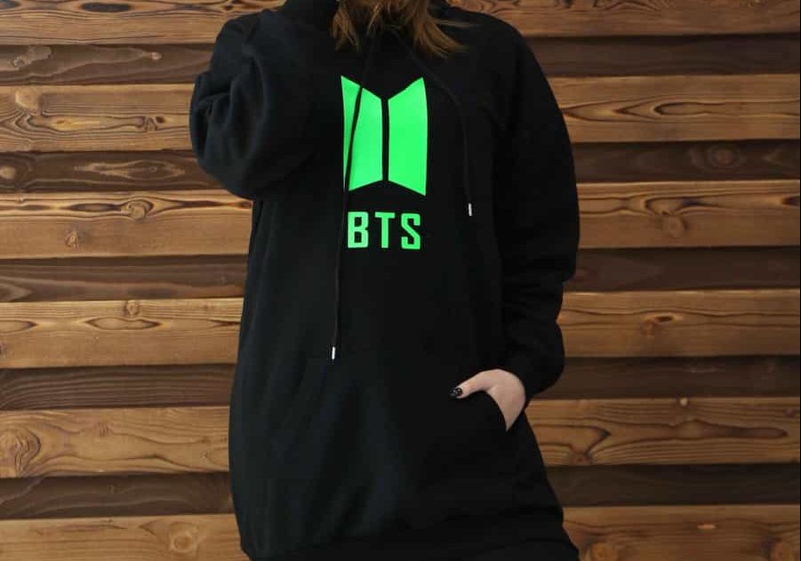 هودی بی تی اس دخترانه