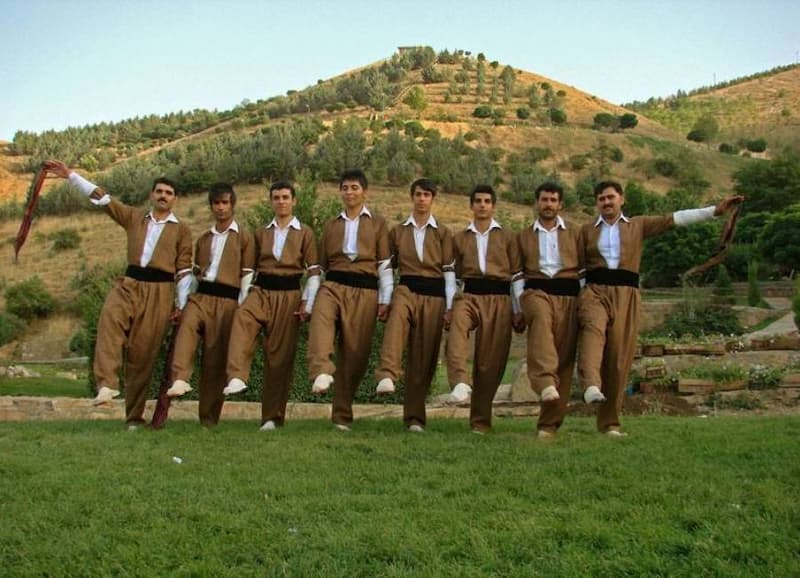 لباس کردی