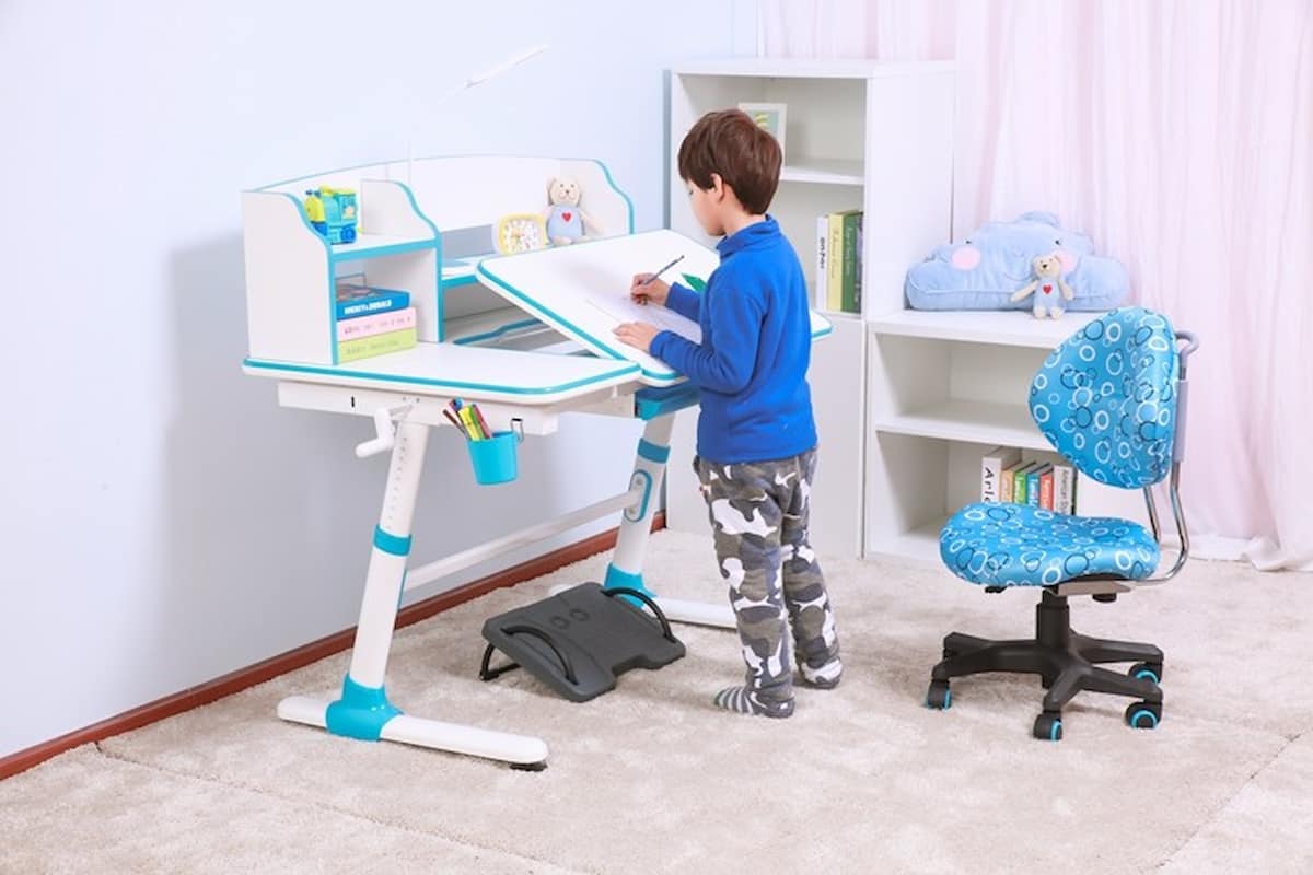 صندلی چرخدار کودک