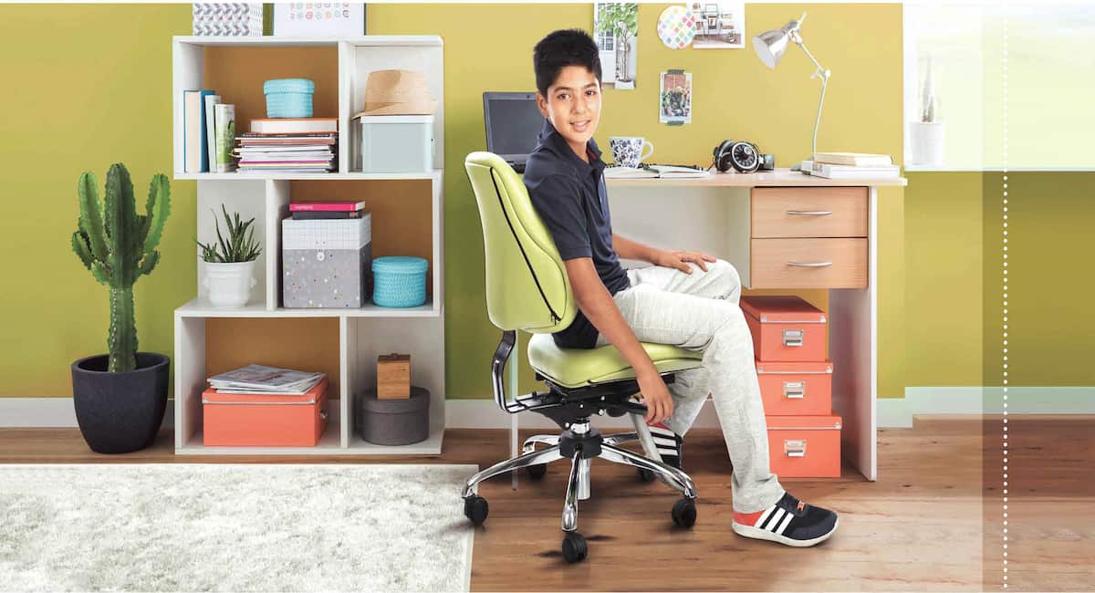 صندلی چرخدار کودک دست دوم