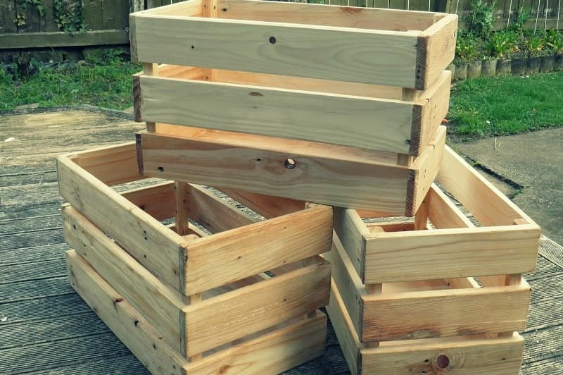 سبد چوبی قدیمی