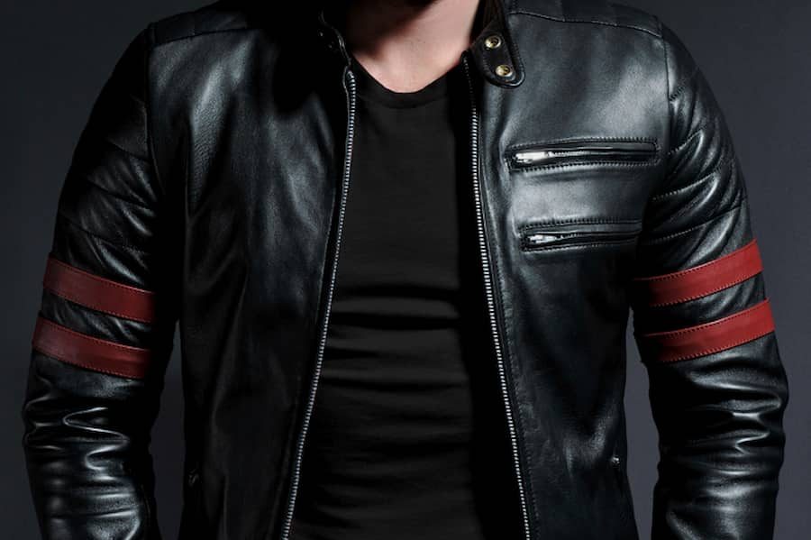 کاپشن چرم موتورسواری