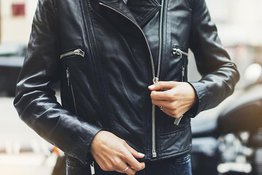 کاپشن چرم قدیمی